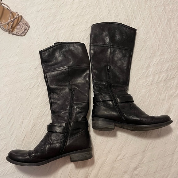 Also black leather boots, size 7.5 - Picture 2 of 4